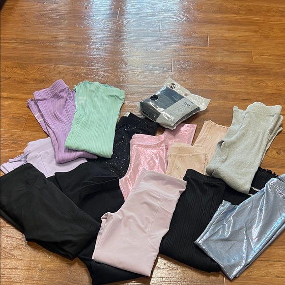 Leggings and flare pants bundle - Picture 1 of 5